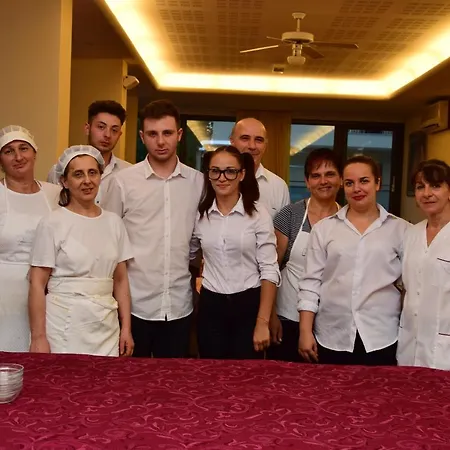 Hotel President 3*